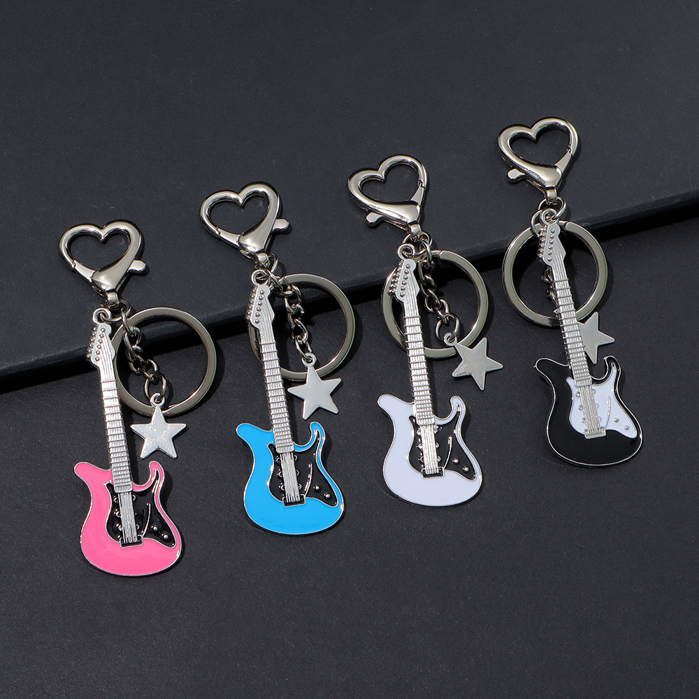 Guitar Love Heart Key Chain fo - Men Accessories All reseña y precio
