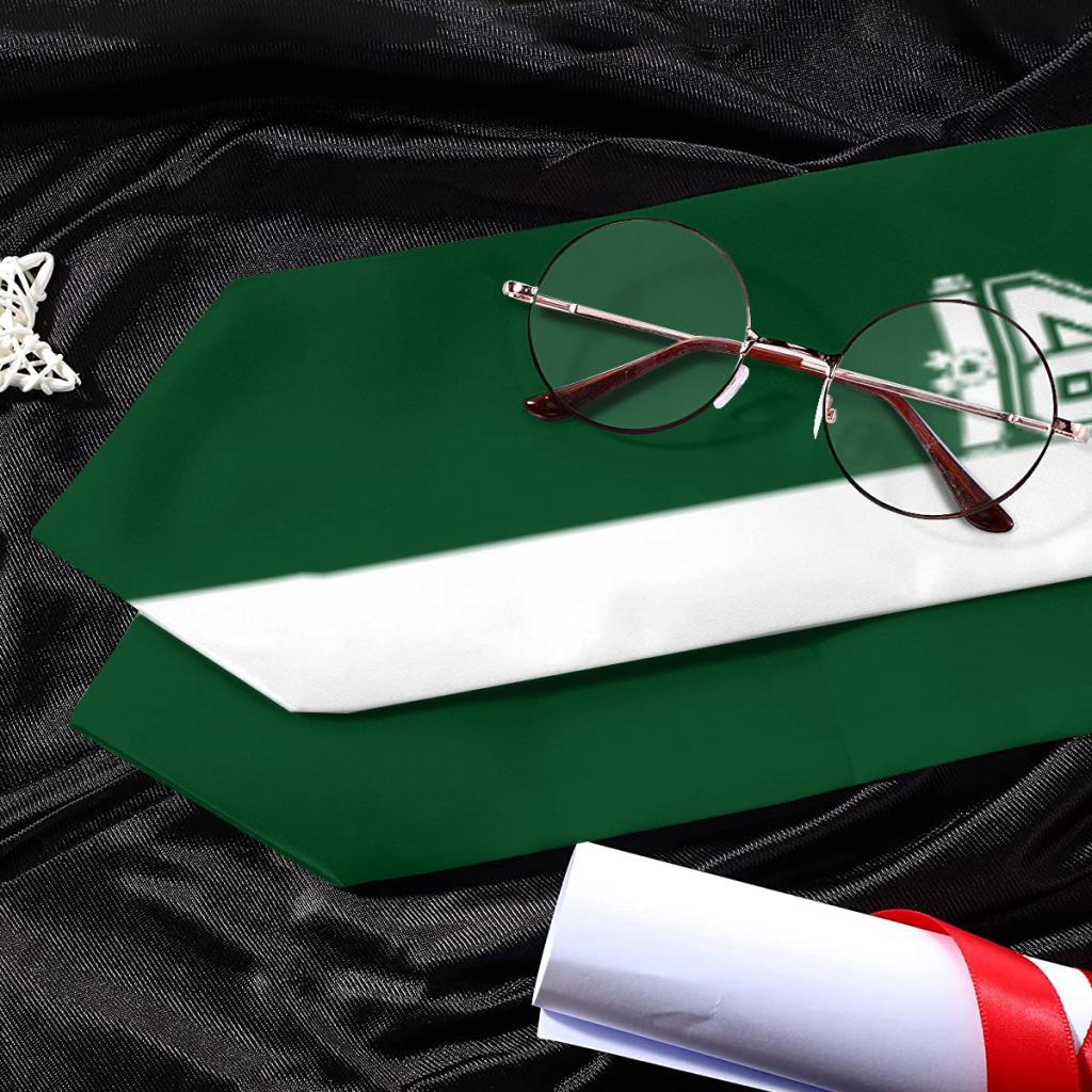 Class of 2026 Pakistan Flag Sc - Men Accessories Pakistan reseña y precio